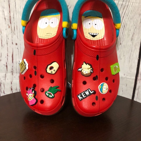 CROCS X SOUTH PARK CARTMAN classic clogs with 8 jibbitz charms size 10 Mens Nwt - Picture 8 of 16